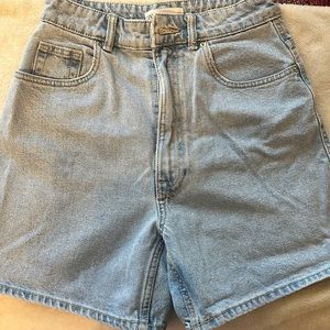 Zara High-Waisted Blue Denim Shorts (02)
